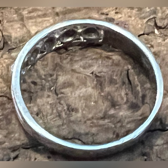 Unisex, Artisan Vintage Ring 925 Sterling Silver Dainty  Band Dotted 7.5 - Picture 6 of 9